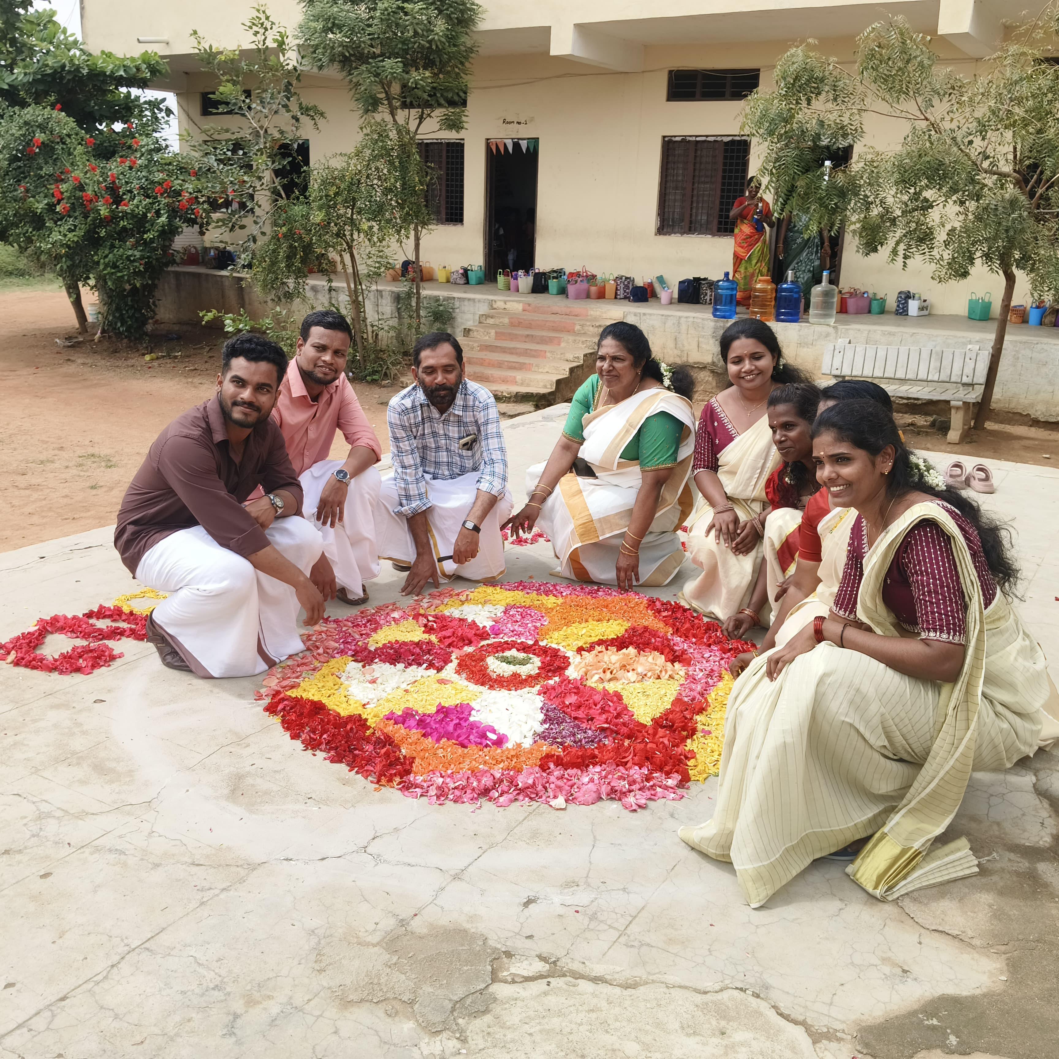 ఆల్ సెయింట్స్ మోడల్ హై స్కూల్లో ఘనంగా ఓనం ఉత్సవాలు