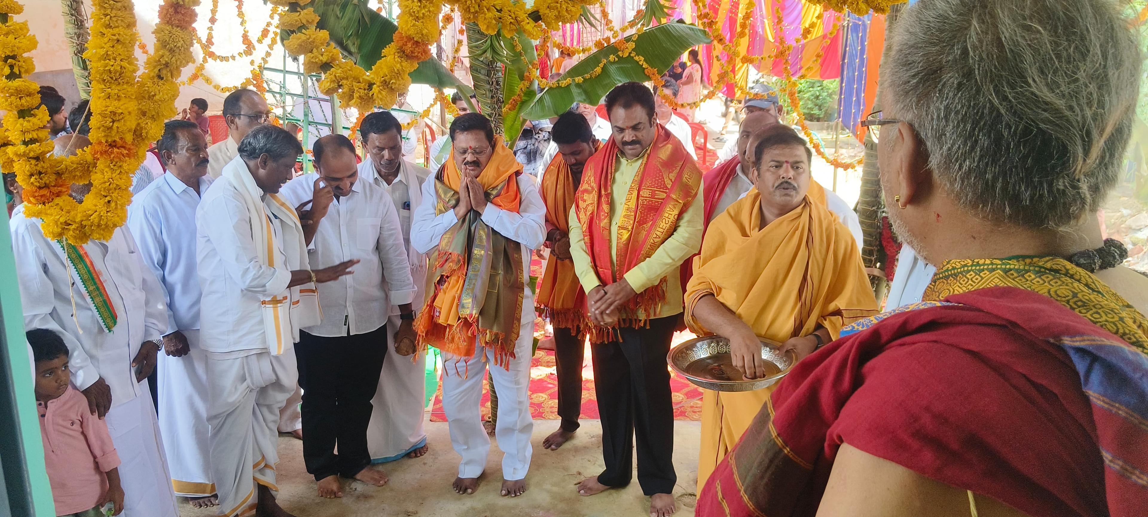 భక్తి వైభవానికి నాంది.. కోదండ రామస్వామి ఆలయ ప్రారంభోత్సవం ఘనం!