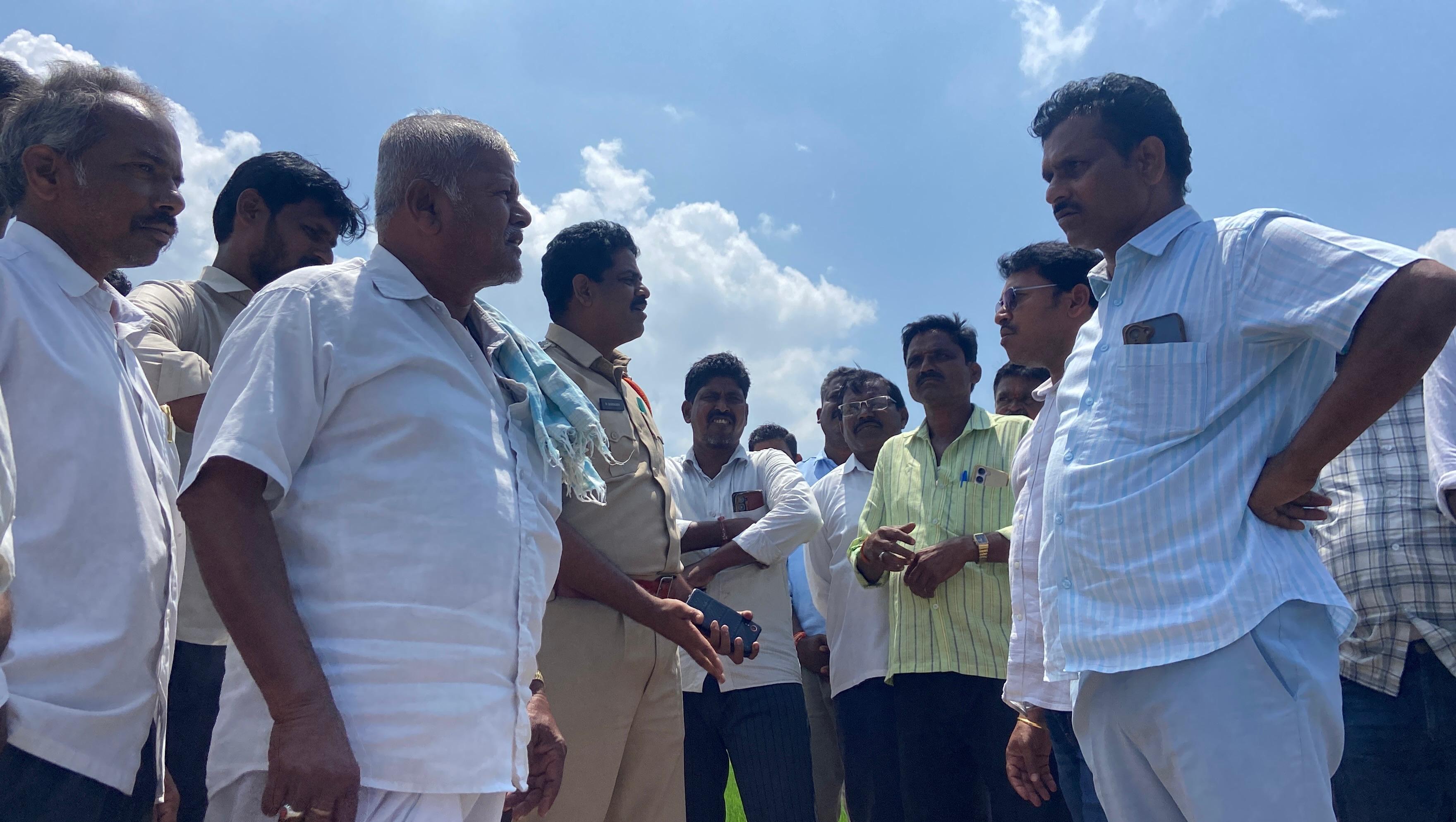 మత్స్యకారుల హక్కులను కాలరాస్తే సహించం