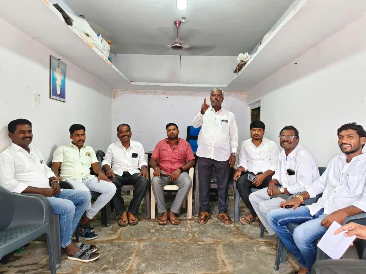 ఎమ్మెల్యేపై అసత్య ప్రచారం సరికాదు