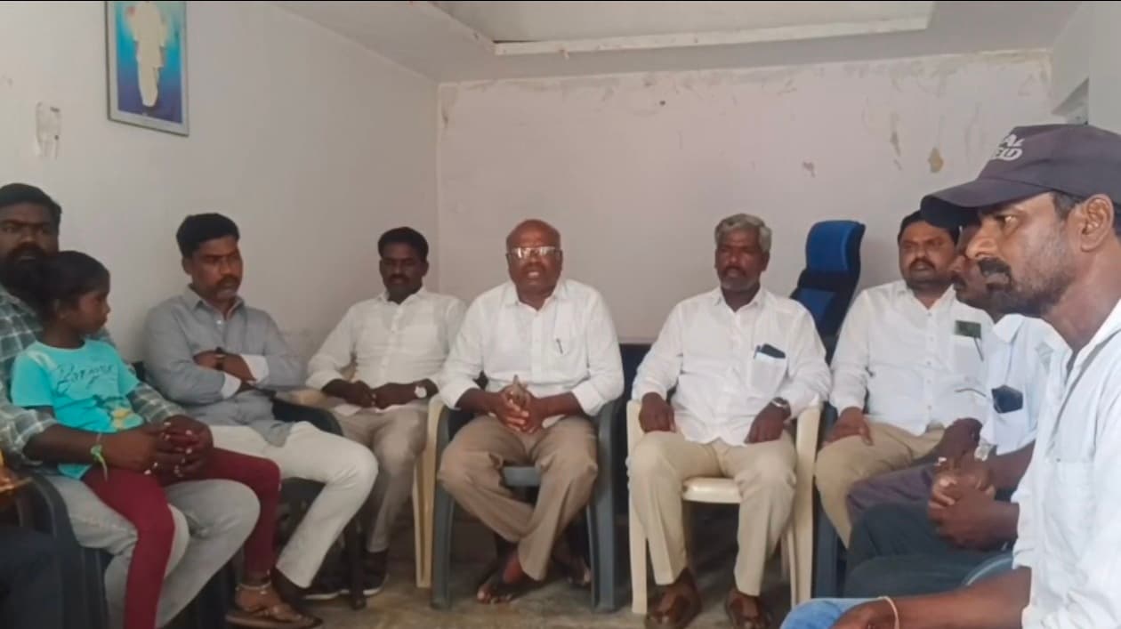 ఎమ్మెల్యేపై అసత్య ప్రచారాలను తీవ్రంగా ఖండిస్తున్నాం