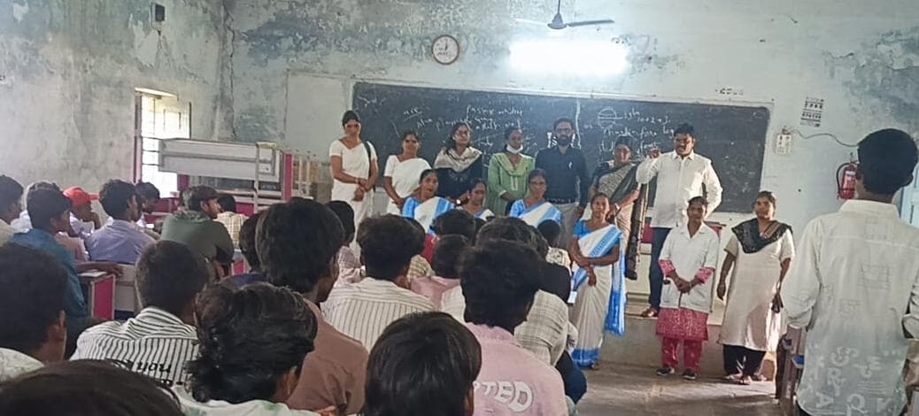 పాలెంలో విజయవంతంగా నిషాముక్త్ యువ–వికసిత్ భారత్ సంకల్ప్ అభియాన్