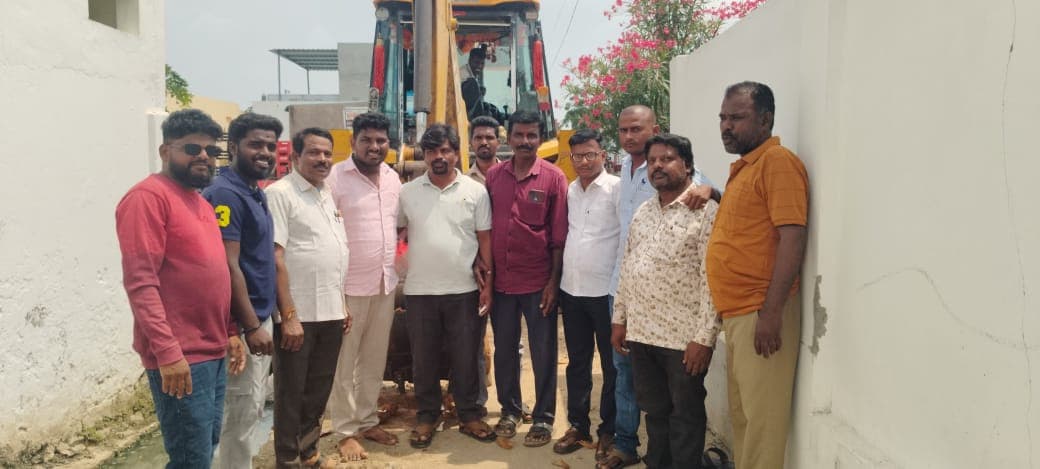కాలనీ పరిశుభ్రతకు అండర్గ్రౌండ్ డ్రైనేజీ పనులకు శ్రీకారం