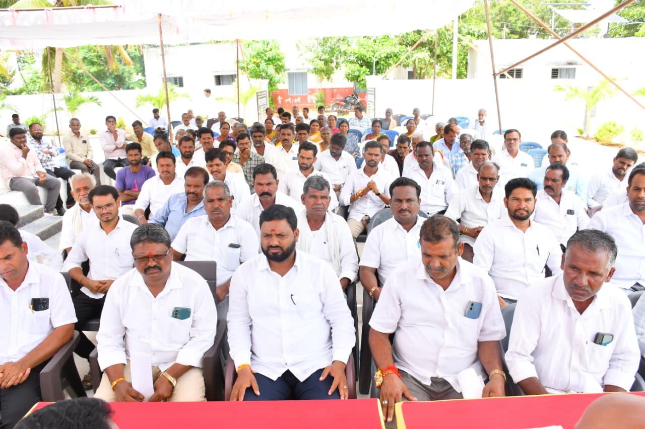 గిరిజనుల సంక్షేమానికి కాంగ్రెస్ ప్రభుత్వం కట్టుబడి ఉంది