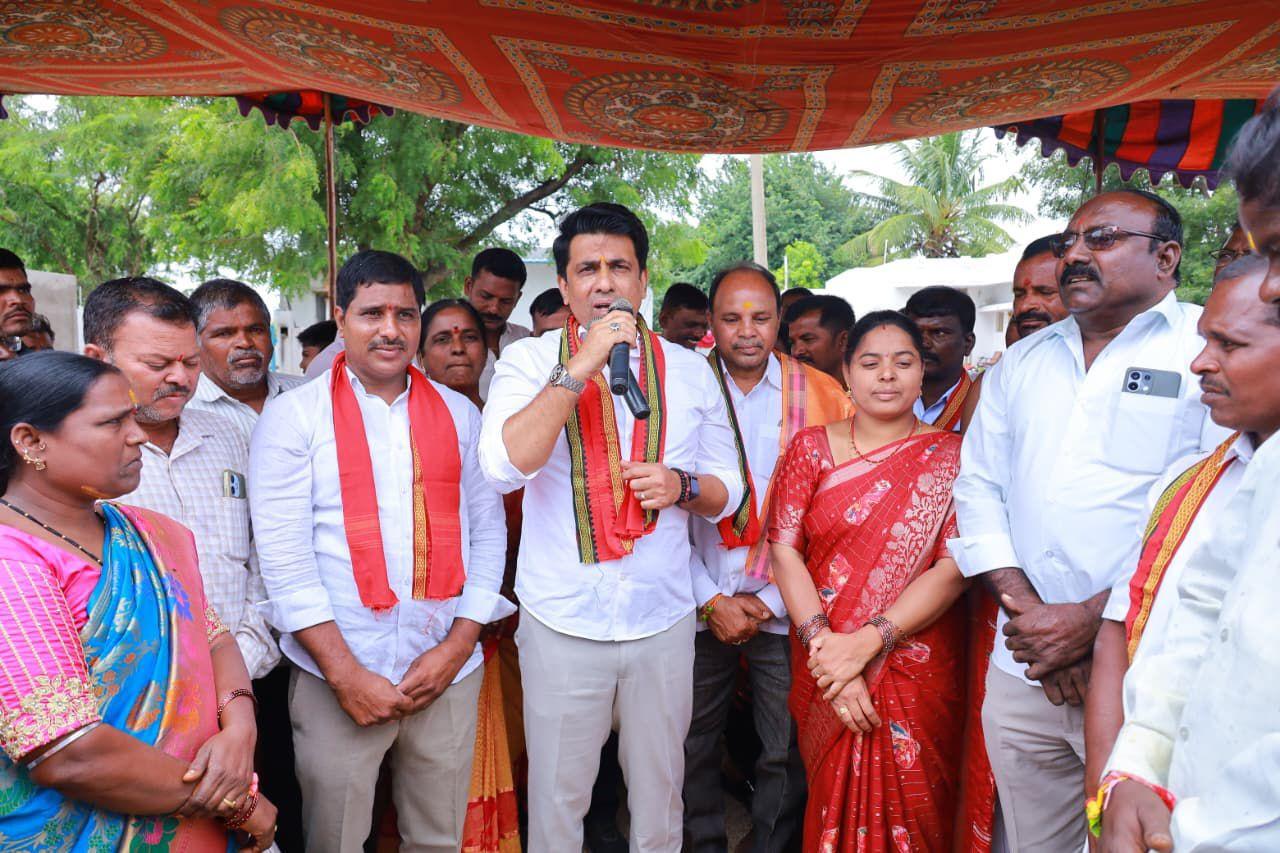 బుద్ధ సముద్రంలో ఘనంగా శ్రీ పోచమ్మ దేవాలయ విగ్రహాల పునఃప్రతిష్ఠ